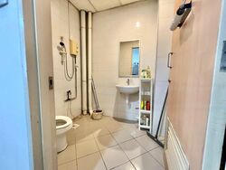 Redhill Forum (D3), Factory #455305911